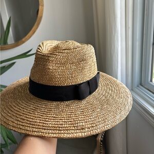Perfect condition straw hat